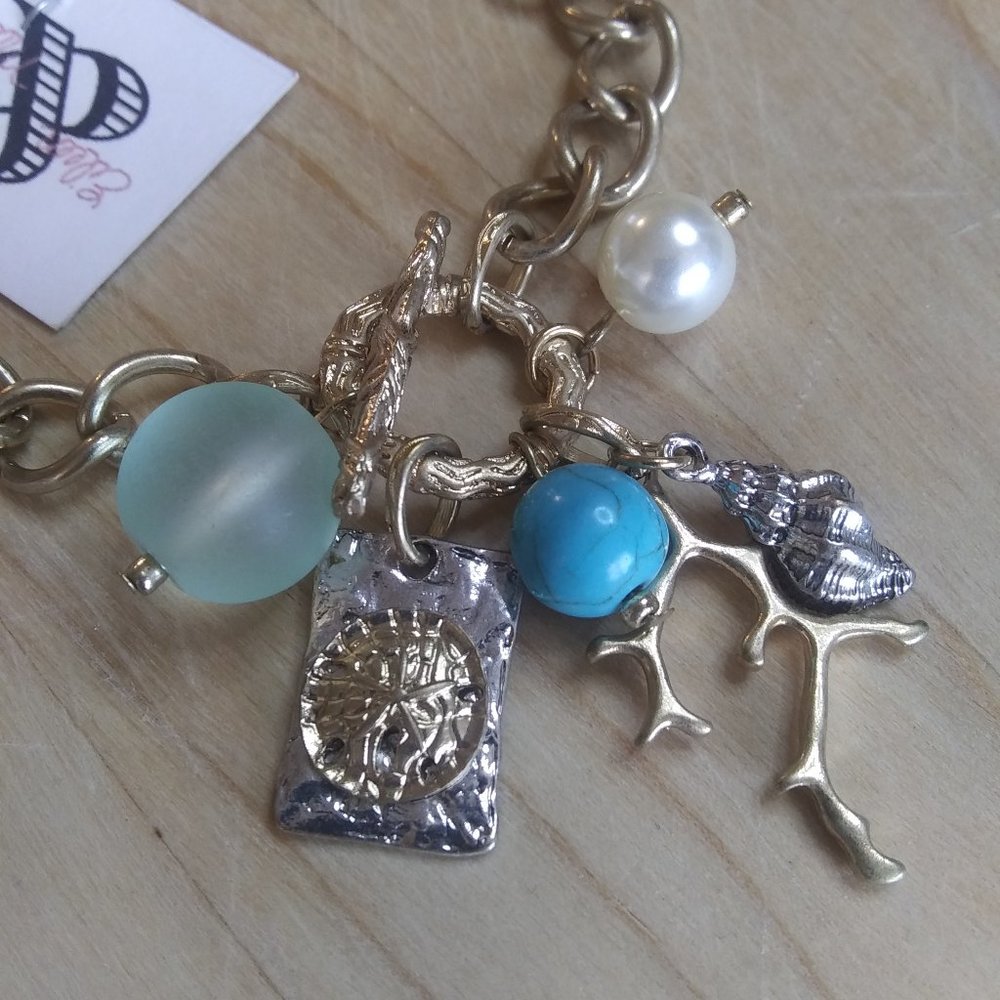 Coastal Charms Matte Gold Links Bracelet | New